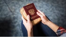 Почему не меняются данные паспорта в Госуслугах в Цвет Диванов